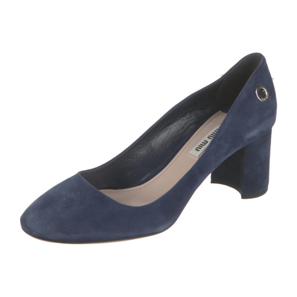 REDUCED NEW MIU MIU BLUE SUEDE EYELET TRIM PUMP 37.5 7.5